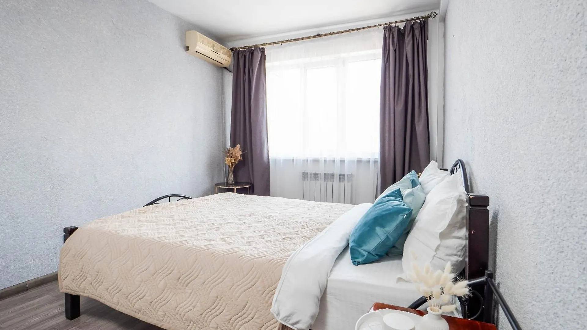 Central Park 2 Room Apartment Almaty Kazakhstan