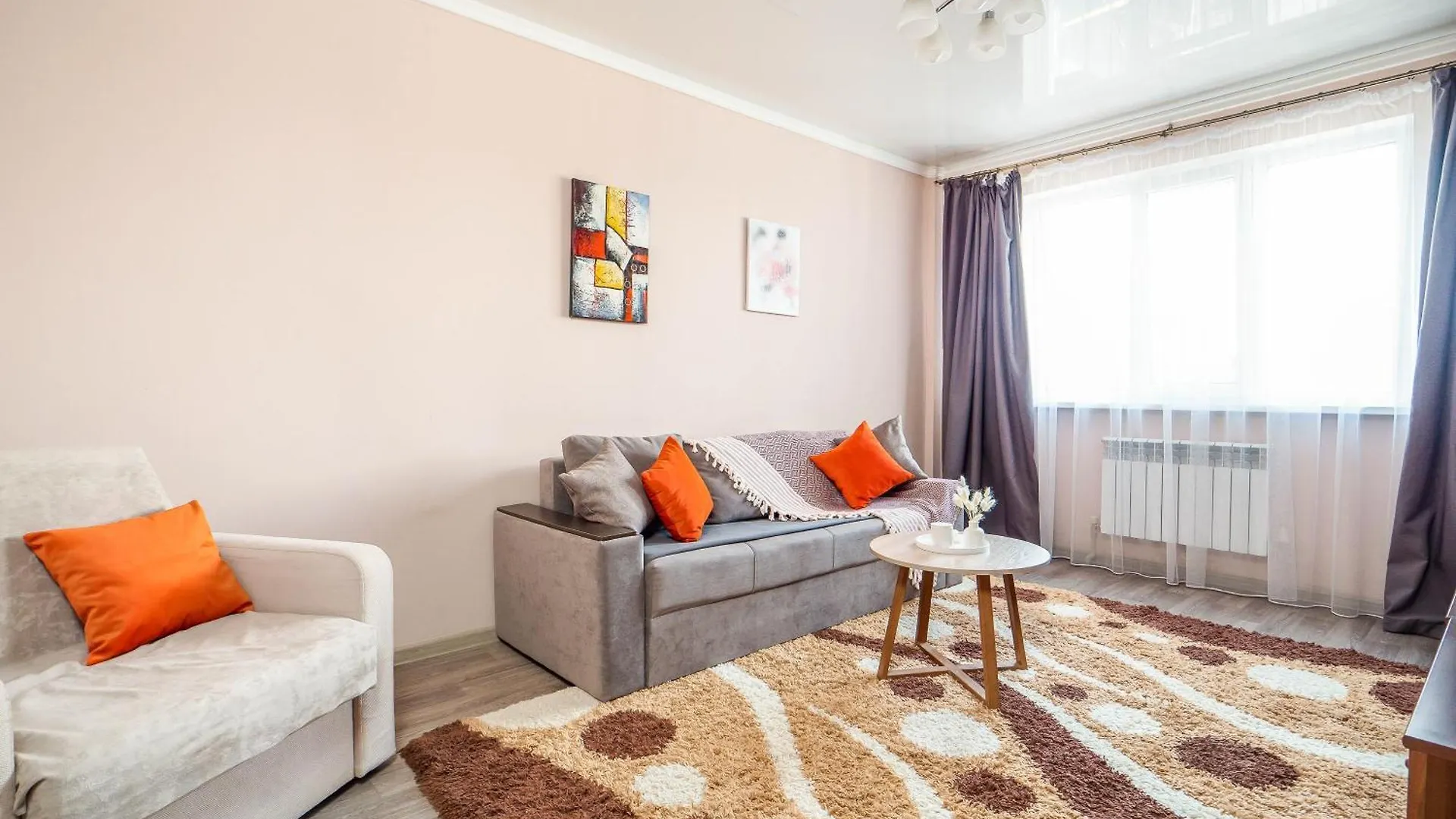 Central Park 2 Room Apartment Almaty